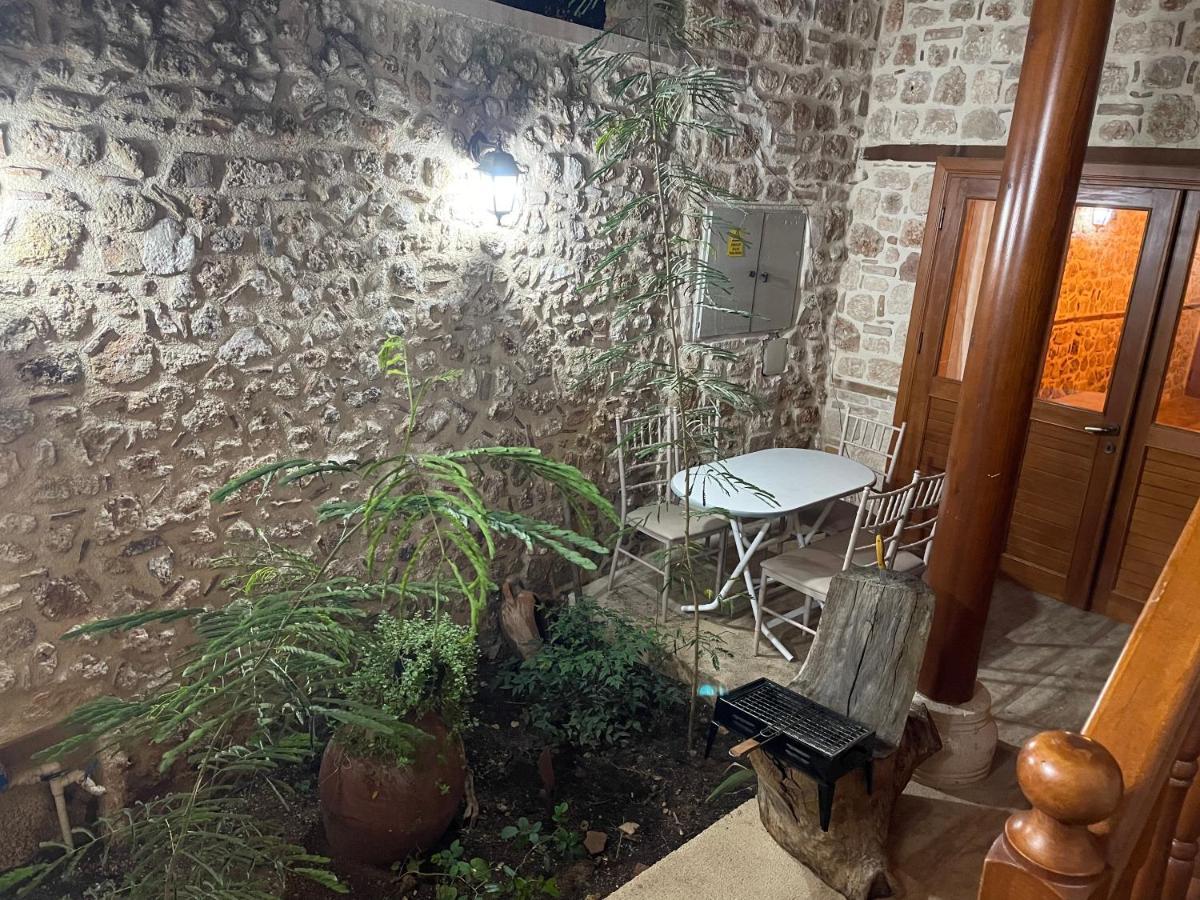 アンタルヤ Stony House In The Old Townヴィラ エクステリア 写真